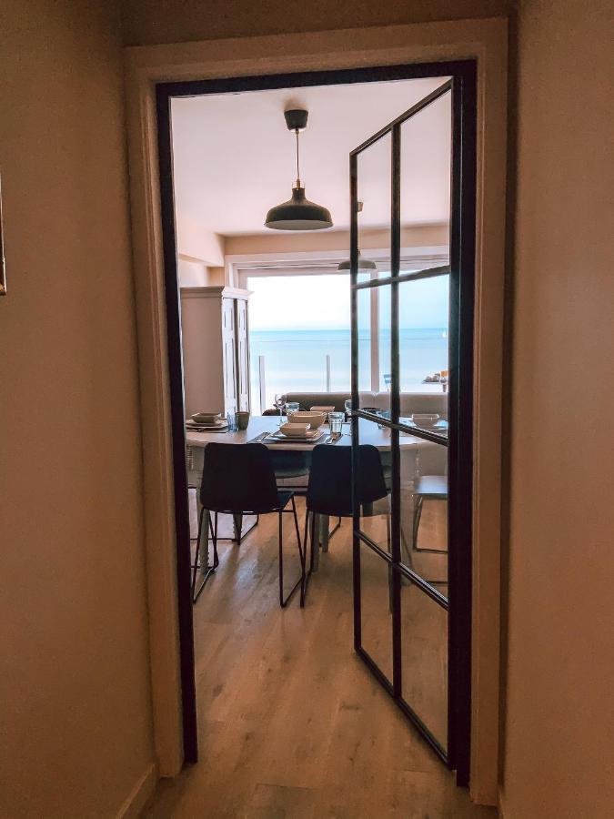 Genieten Van De Vlaamse Kust Met Prachtig Zeezicht De Haan Εξωτερικό φωτογραφία